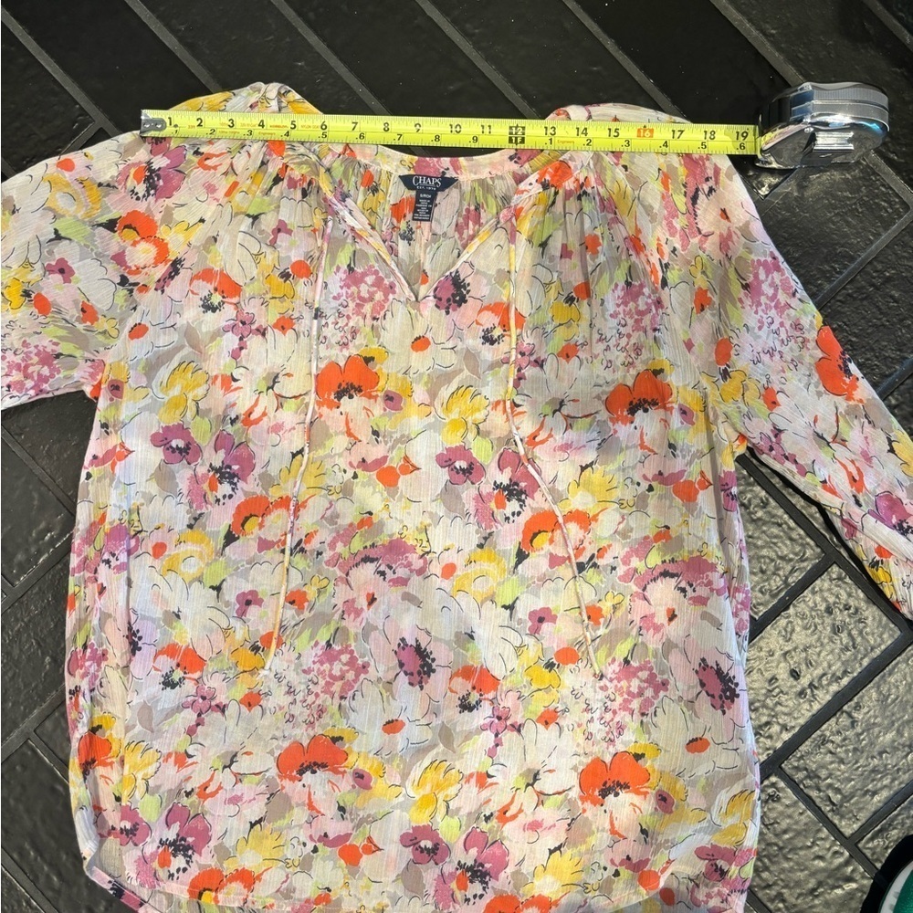 CHAPS Floral Women's Top - Multicolor - Picture 3 of 5